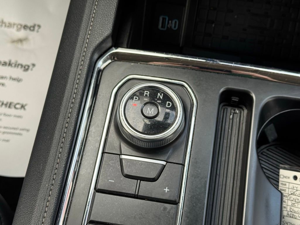 Used 2024 Ford Expedition XLT image 37