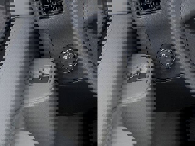 New 2025 Chevrolet Express 4500 w/ Power Convenience Package image 22