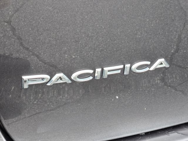 Used 2022 Chrysler Pacifica Touring-L FWD image 23