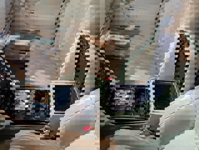 Used 2017 INFINITI QX70 AWD w/ Premium Package image 45