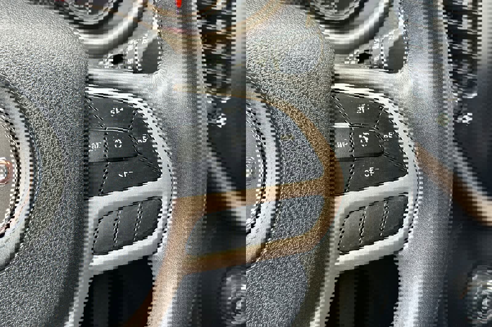 Used 2017 Jeep Cherokee High Altitude image 27