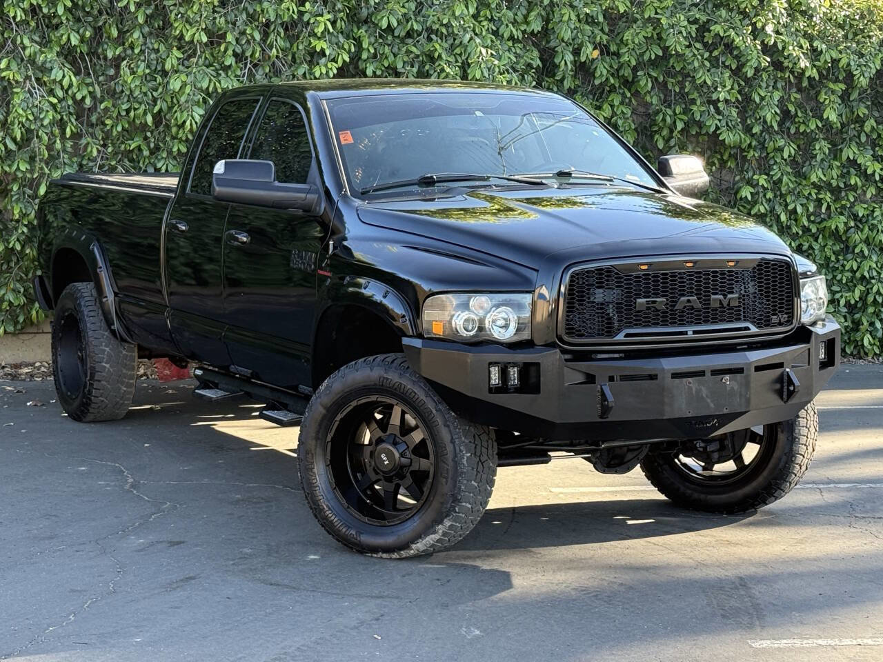 Used 2005 Dodge Ram 2500 Truck SLT AWD/4WD image 1