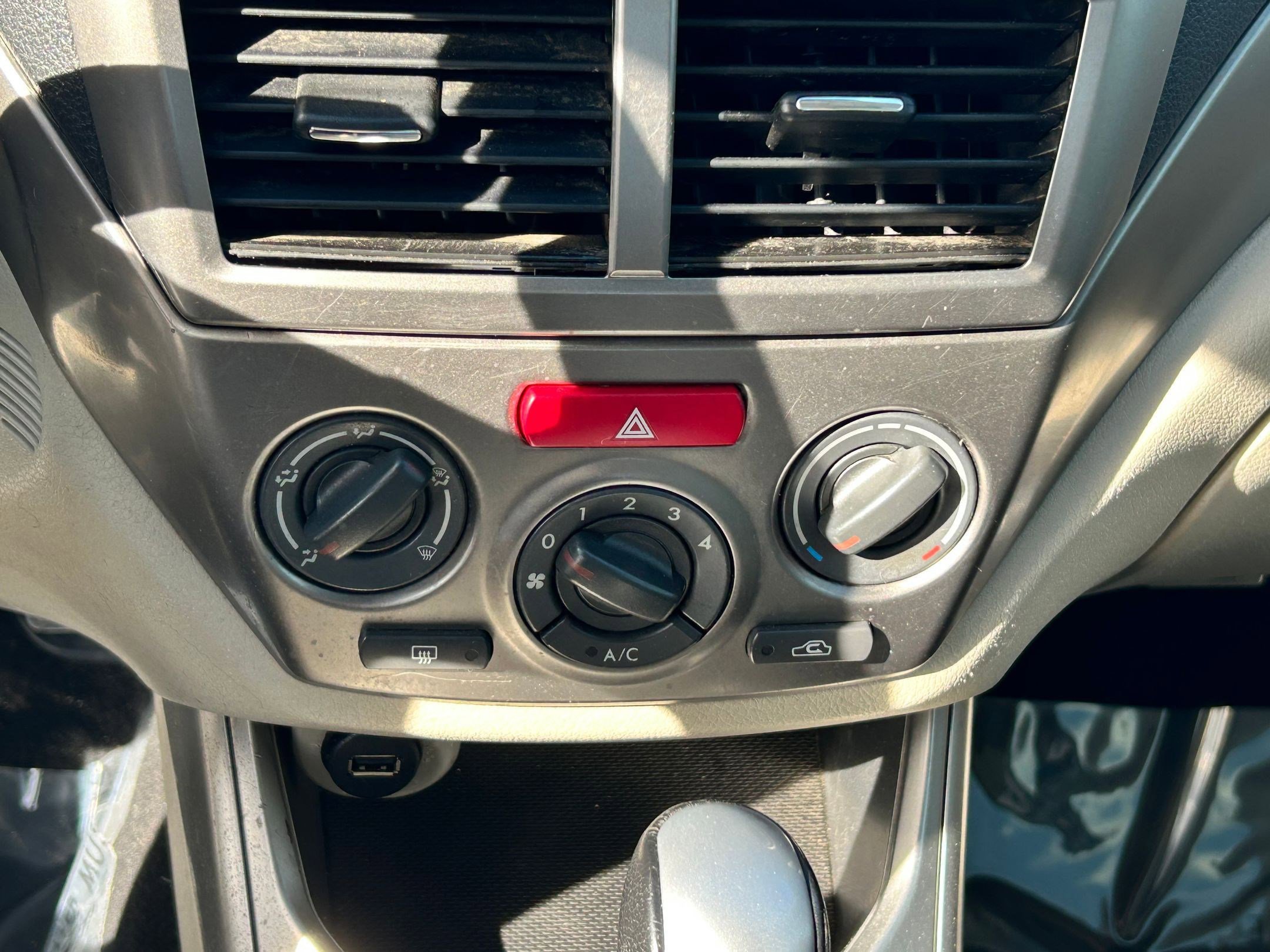 Used 2010 Subaru Impreza 2.5i Premium image 22