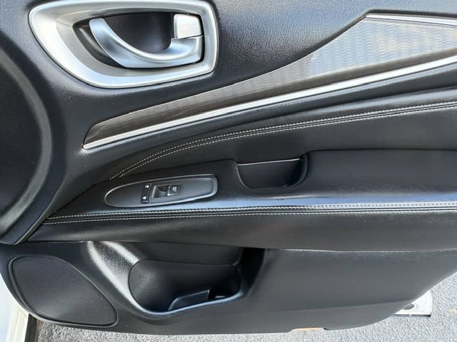 Used 2019 INFINITI QX60 Luxe w/ Essential Package AWD/4WD image 21