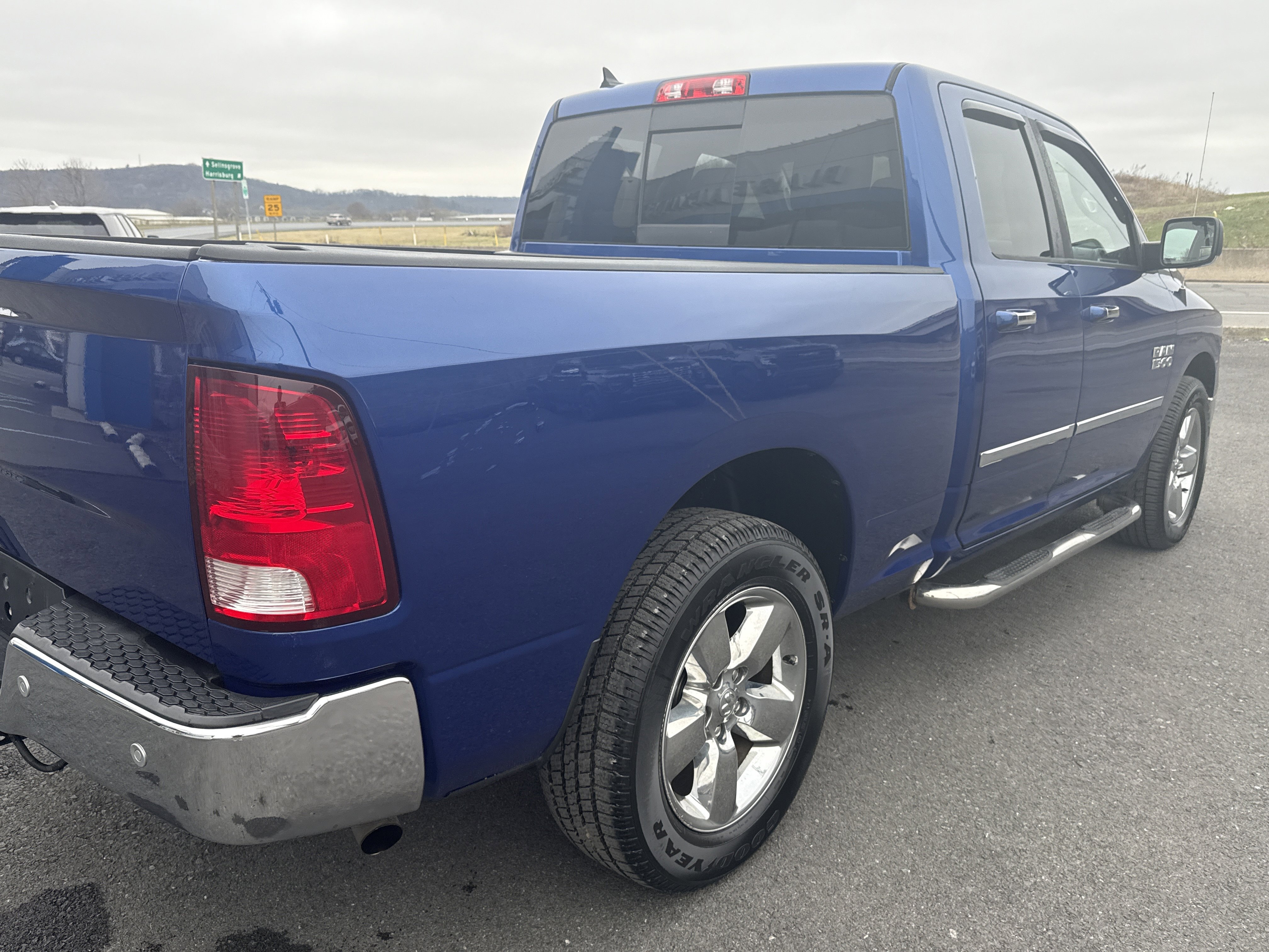 Used 2016 RAM 1500 Big Horn image 3