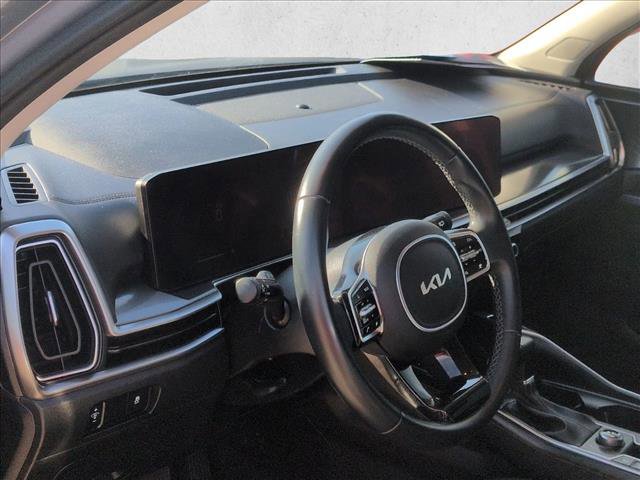 Used 2024 Kia Sorento S image 10