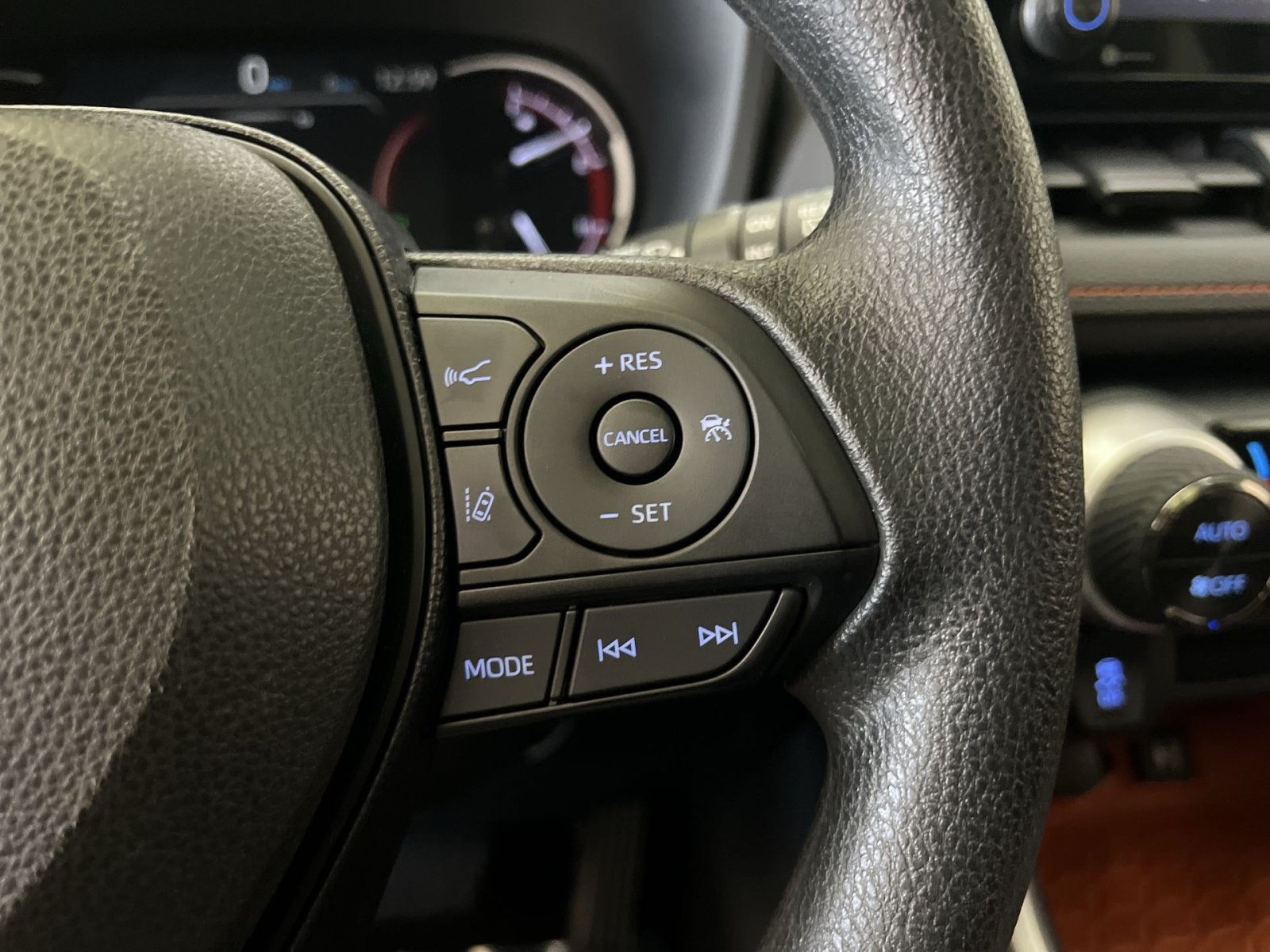 Used 2019 Toyota RAV4 Adventure w/ All Weather Liner Package AWD/4WD image 33