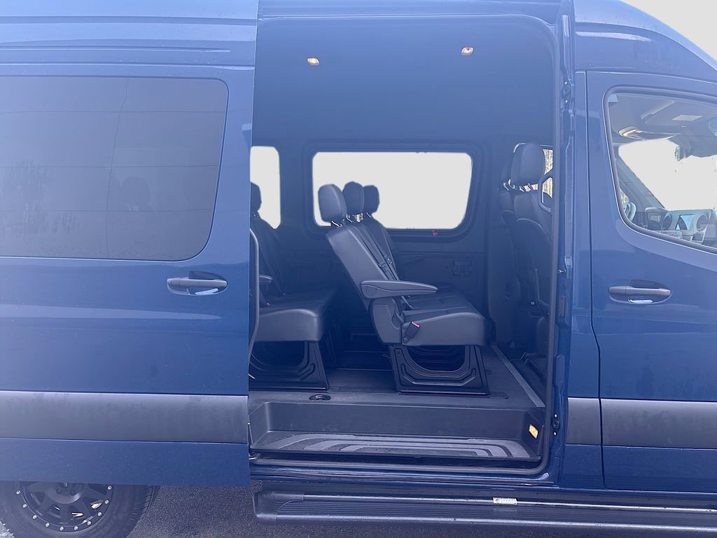Used 2024 Mercedes-Benz Sprinter 2500 image 16