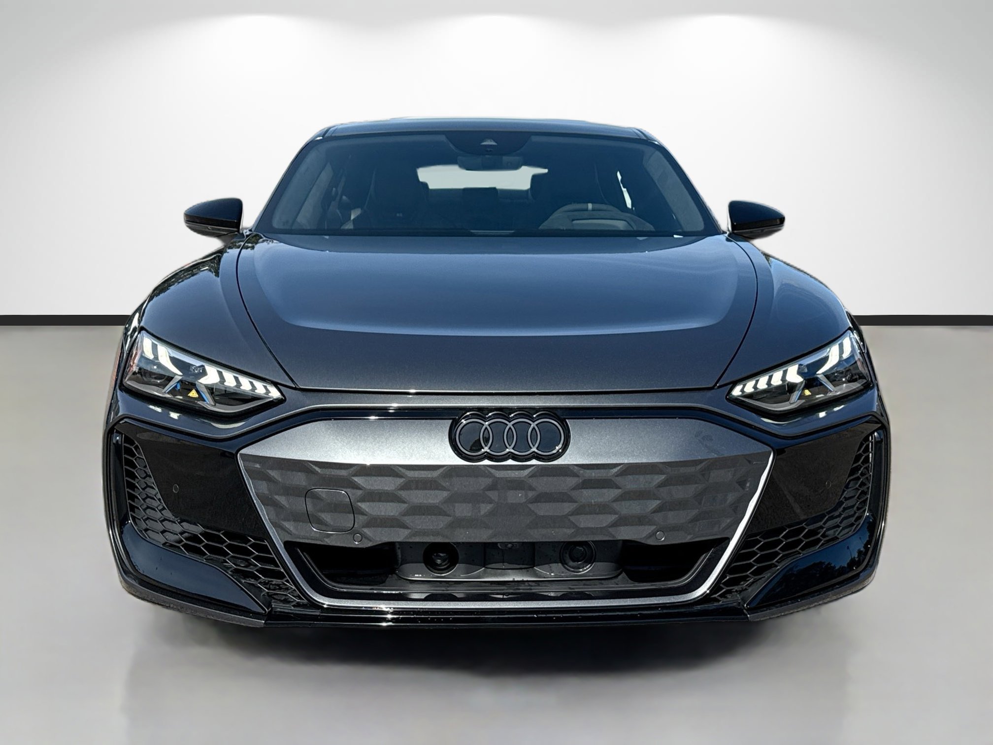 New 2026 Audi RS e-tron GT performance image 8