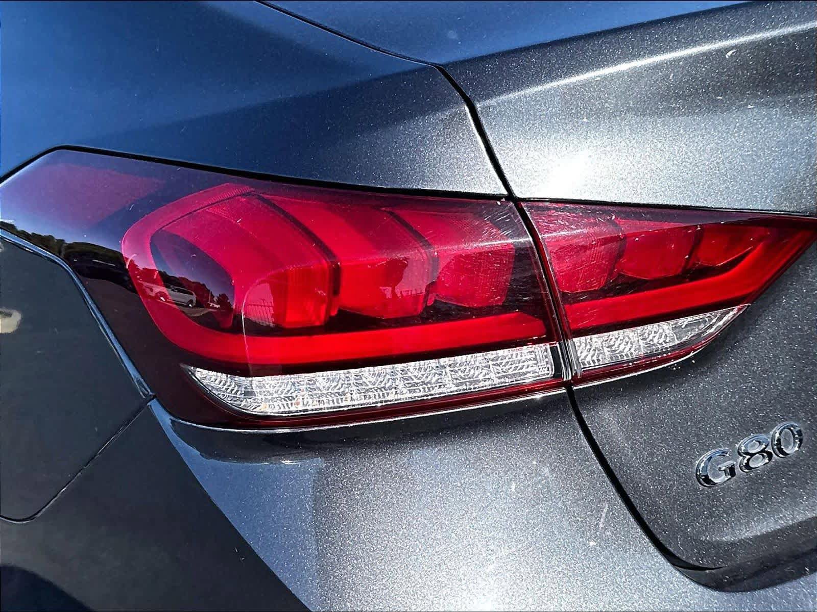 Used 2018 Genesis G80 3.3T Sport RWD image 23