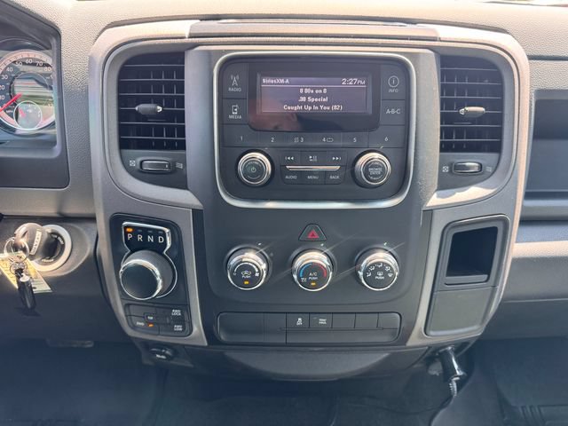 Used 2017 RAM 1500 Express AWD/4WD image 18