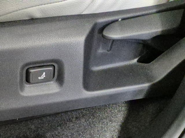 New 2025 Toyota Tacoma SR5 image 14