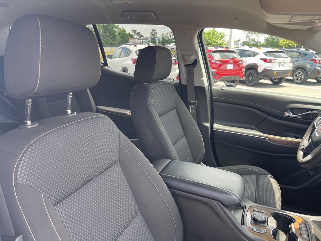 Used 2022 GMC Acadia SLE w/ Driver Convenience Package FWD image 35