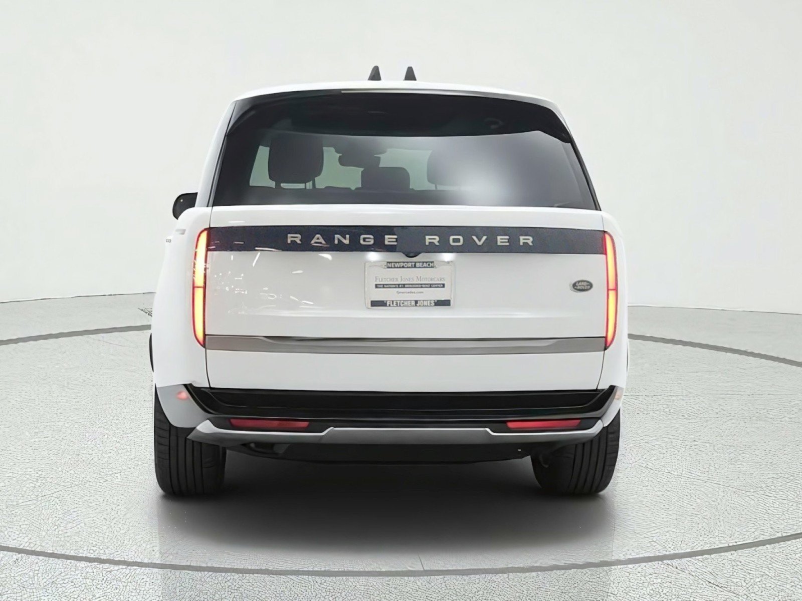 Used 2023 Land Rover Range Rover SE AWD/4WD image 6