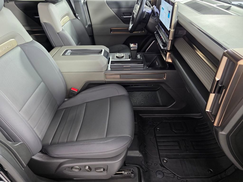 Used 2025 GMC Hummer EV 2X image 29