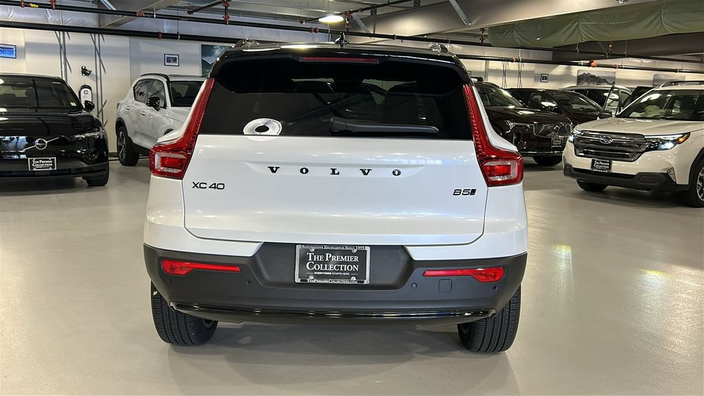 Used 2026 Volvo XC40 B5 Ultra w/ Climate Package AWD/4WD image 5