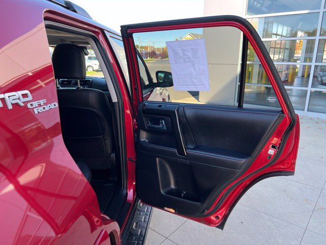 Used 2023 Toyota 4Runner TRD Off-Road Premium w/ Moonroof Package AWD/4WD image 34
