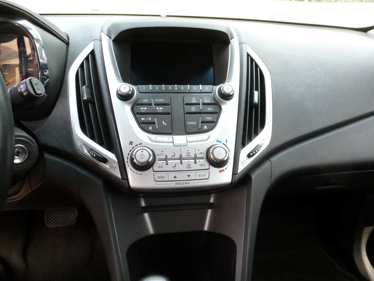 Used 2015 GMC Terrain SLE AWD/4WD image 14