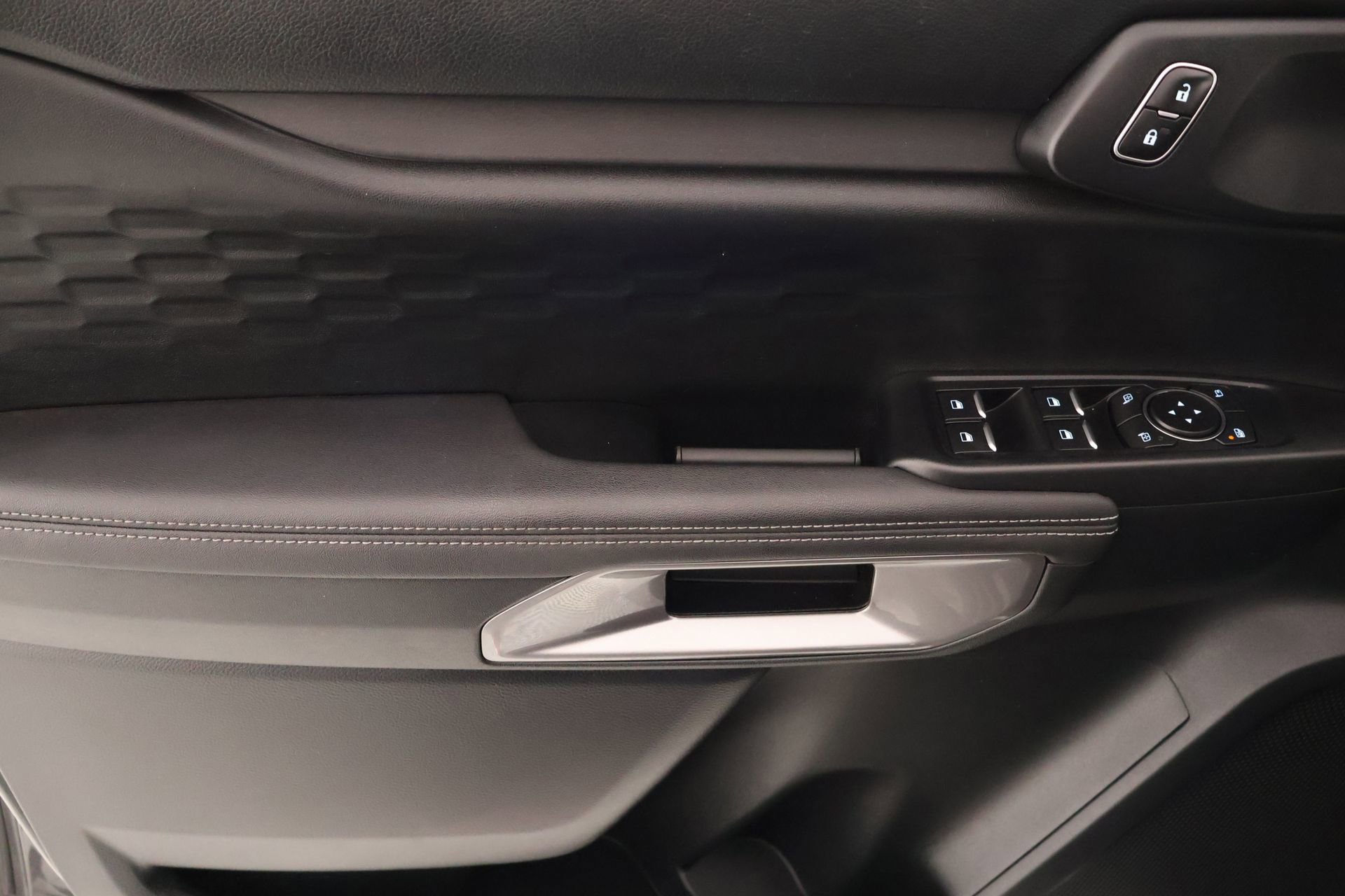 Used 2024 Ford Ranger XLT w/ FX4 Off-Road Package AWD/4WD image 15