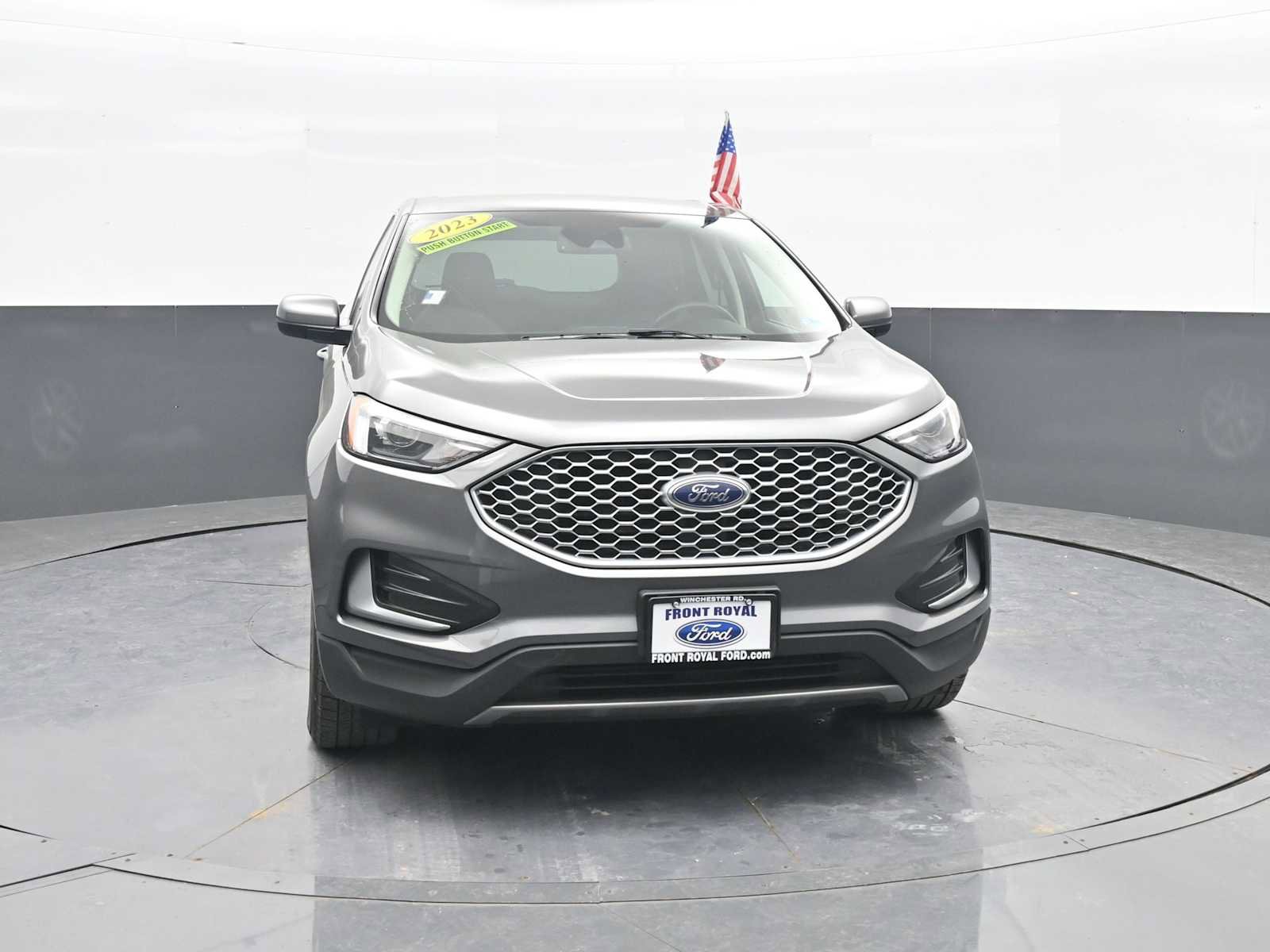 Used 2023 Ford Edge SEL AWD/4WD image 2