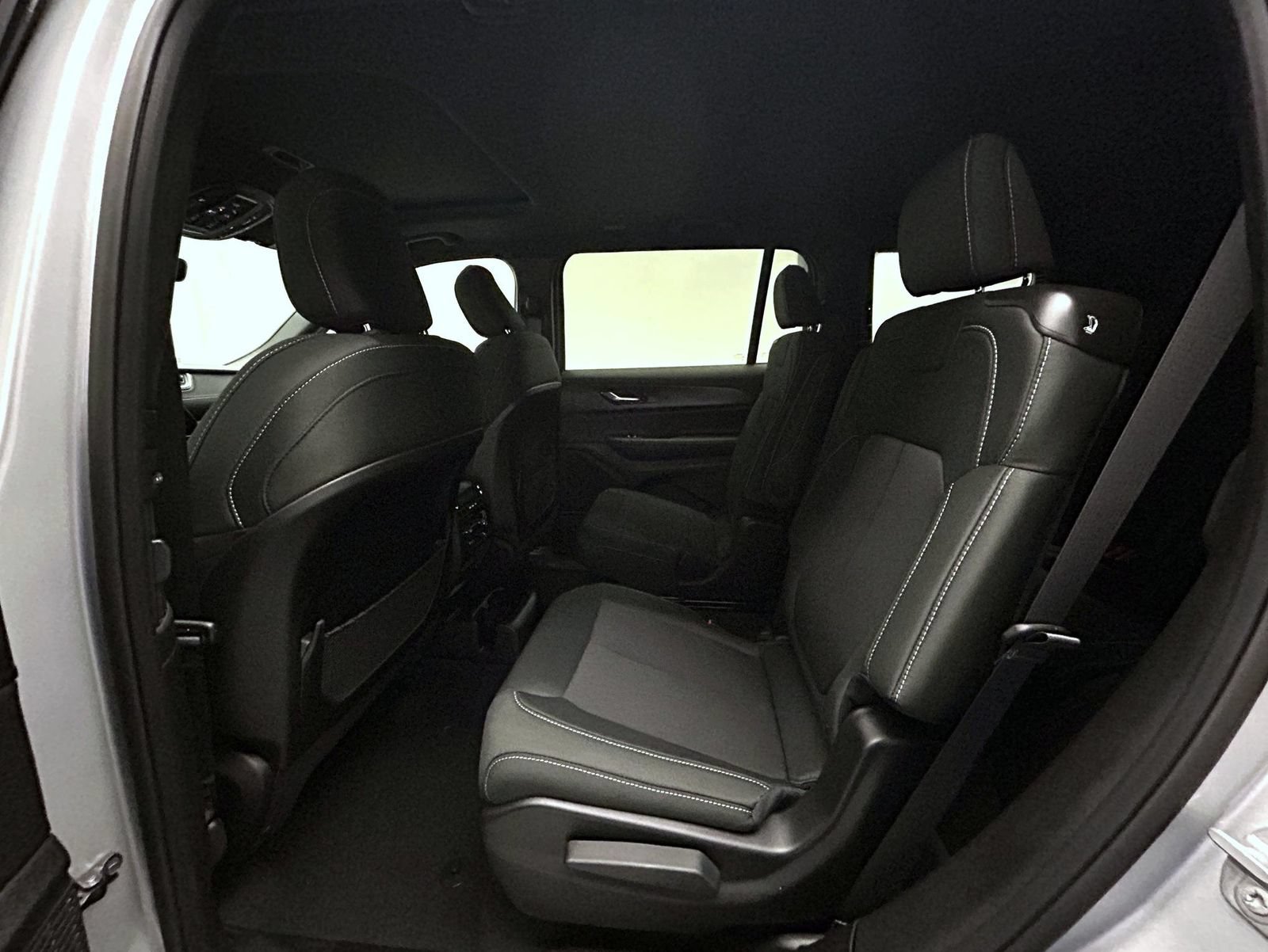 New 2026 Jeep Grand Cherokee L 4WD image 20
