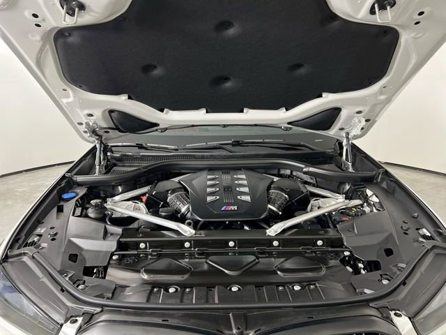 Used 2025 BMW X6 M60i w/ Parking Assistance Package image 31