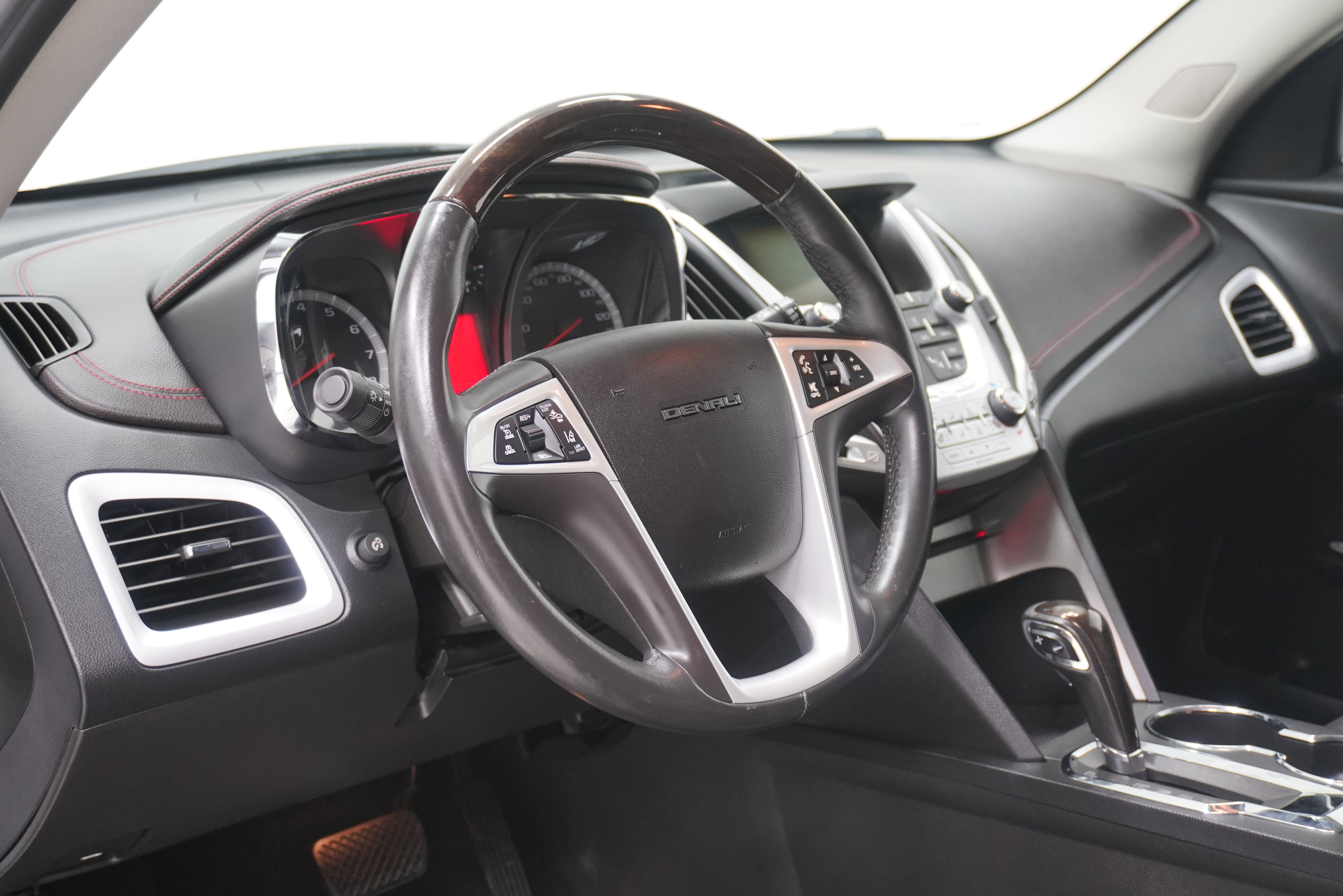 Used 2013 GMC Terrain Denali FWD image 9