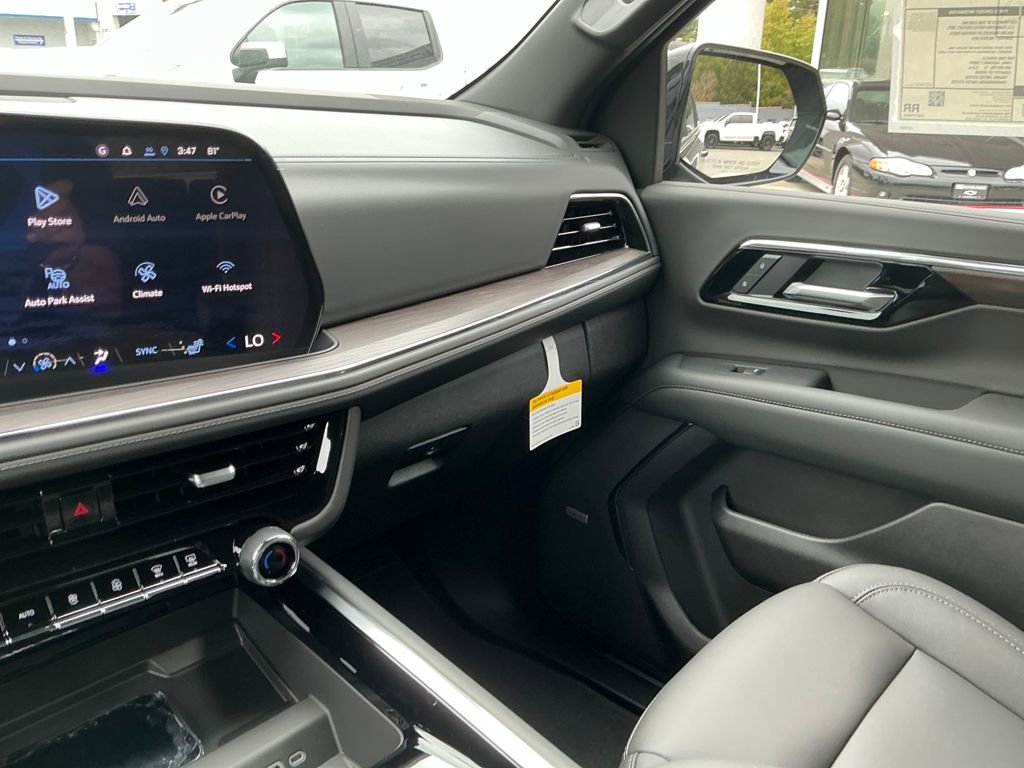New 2026 Chevrolet Suburban LT w/ Comfort Package image 16