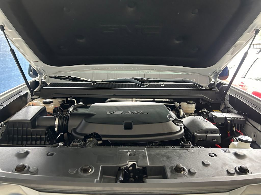 Used 2021 GMC Canyon AT4 w/ Driver Alert Package image 29