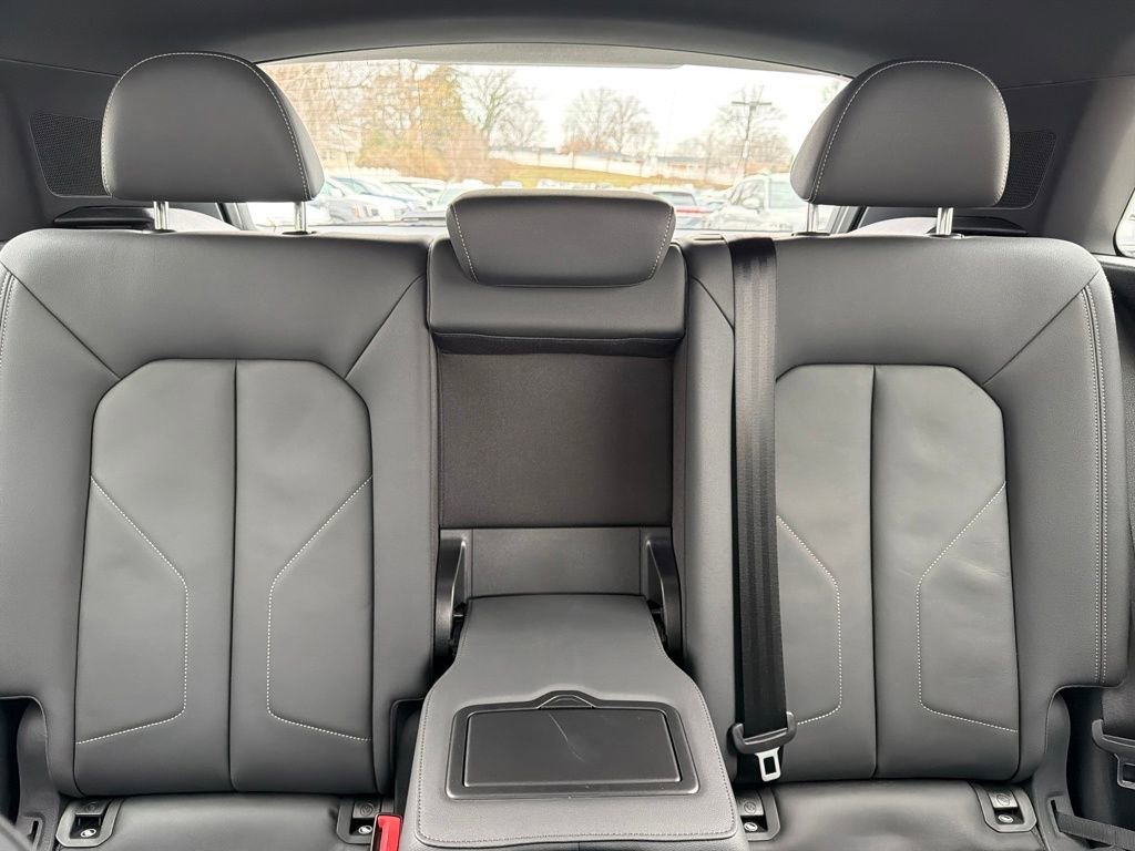 Used 2020 Audi Q3 2.0T Premium Plus image 32