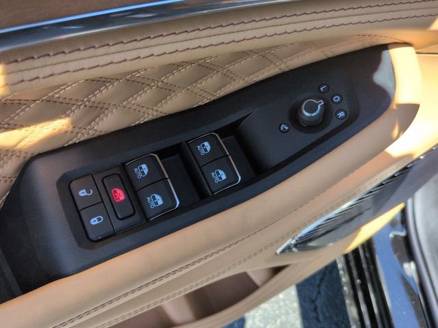 New 2026 Jeep Grand Cherokee L Summit w/ Obsidian Package AWD/4WD image 12