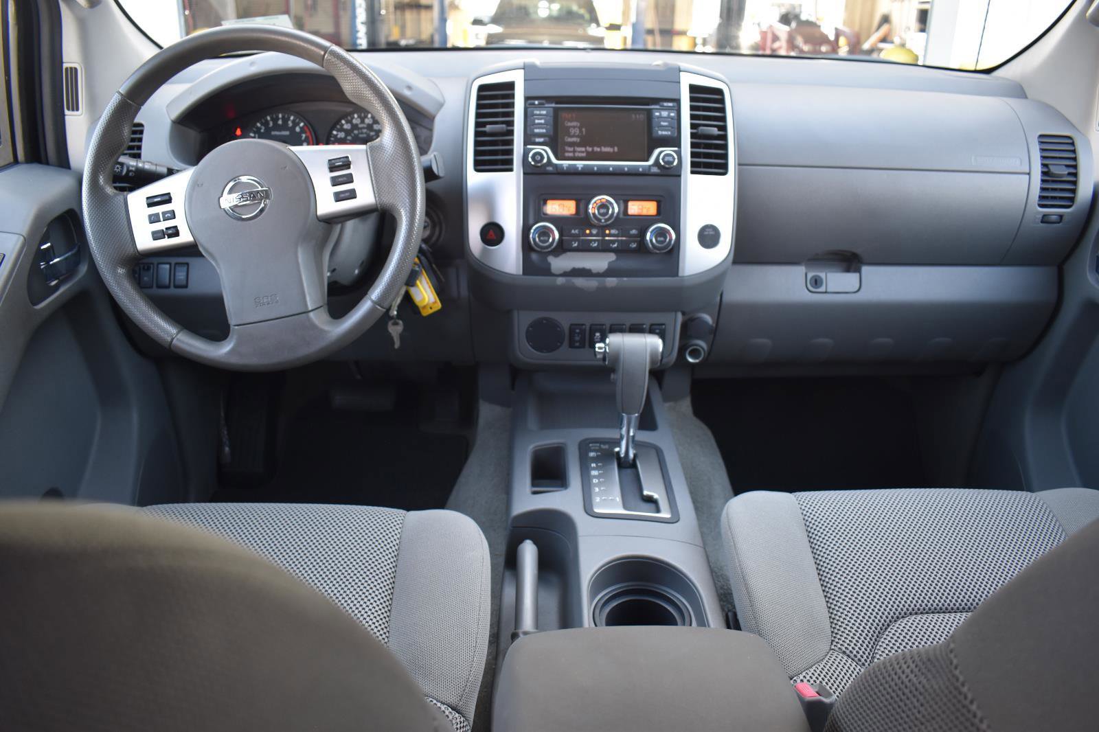 Used 2015 Nissan Frontier SV w/ SV Value Truck Package image 22