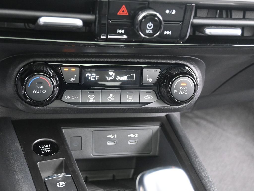 New 2026 Nissan Kicks SV w/ SV Premium Package AWD/4WD image 11