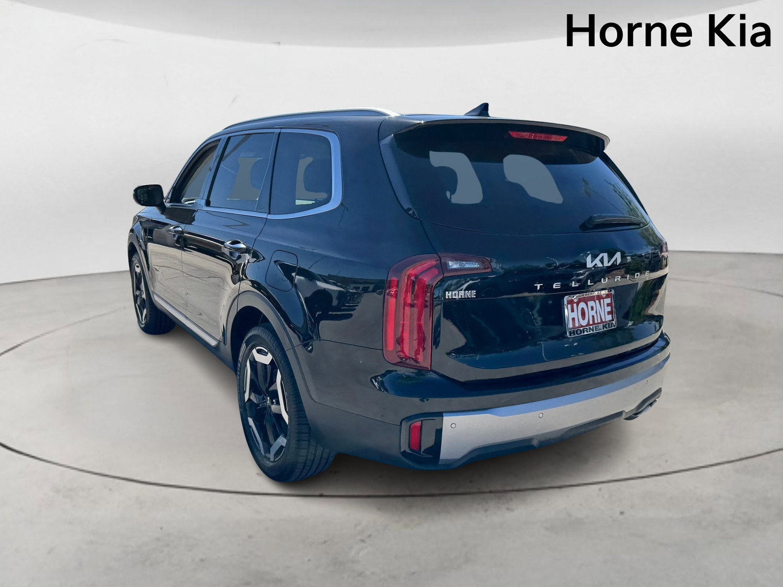 Certified 2023 Kia Telluride S image 5