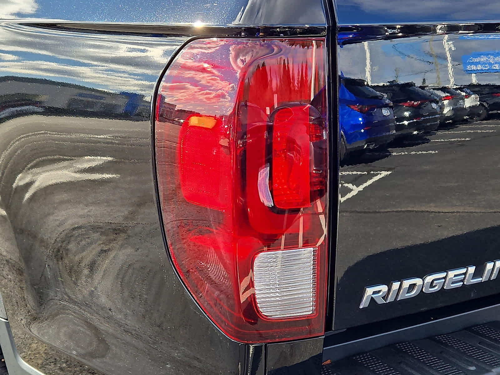 Certified 2023 Honda Ridgeline Sport image 11