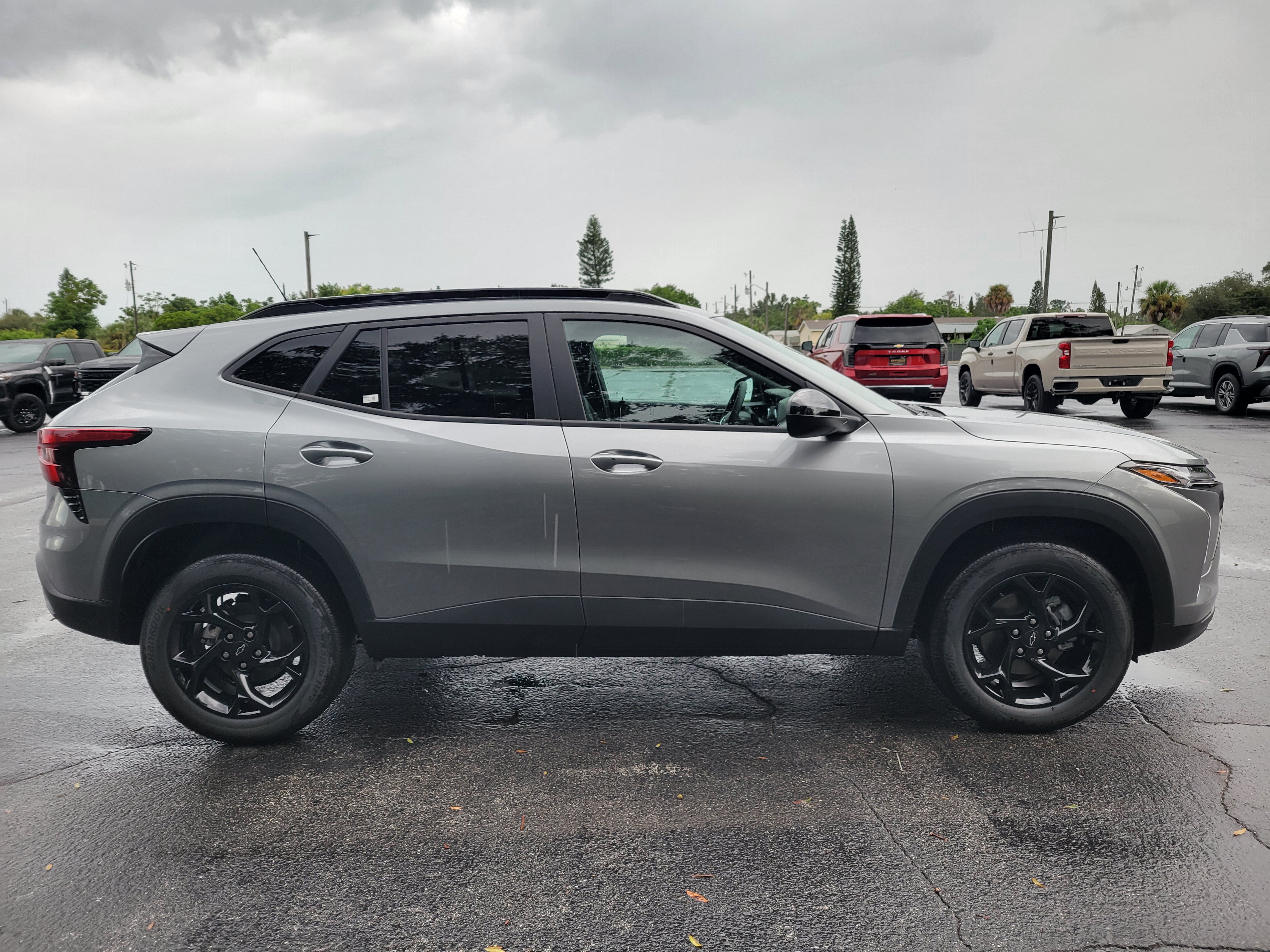 New 2026 Chevrolet Trax LT w/ Driver Confidence Package FWD image 4