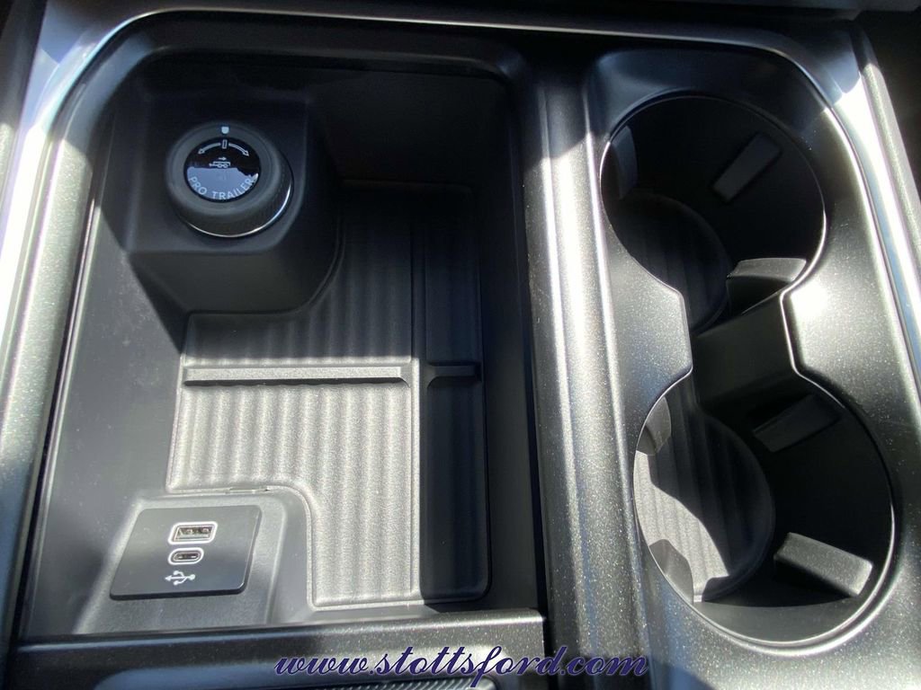 New 2026 Ford Expedition Platinum AWD/4WD image 31