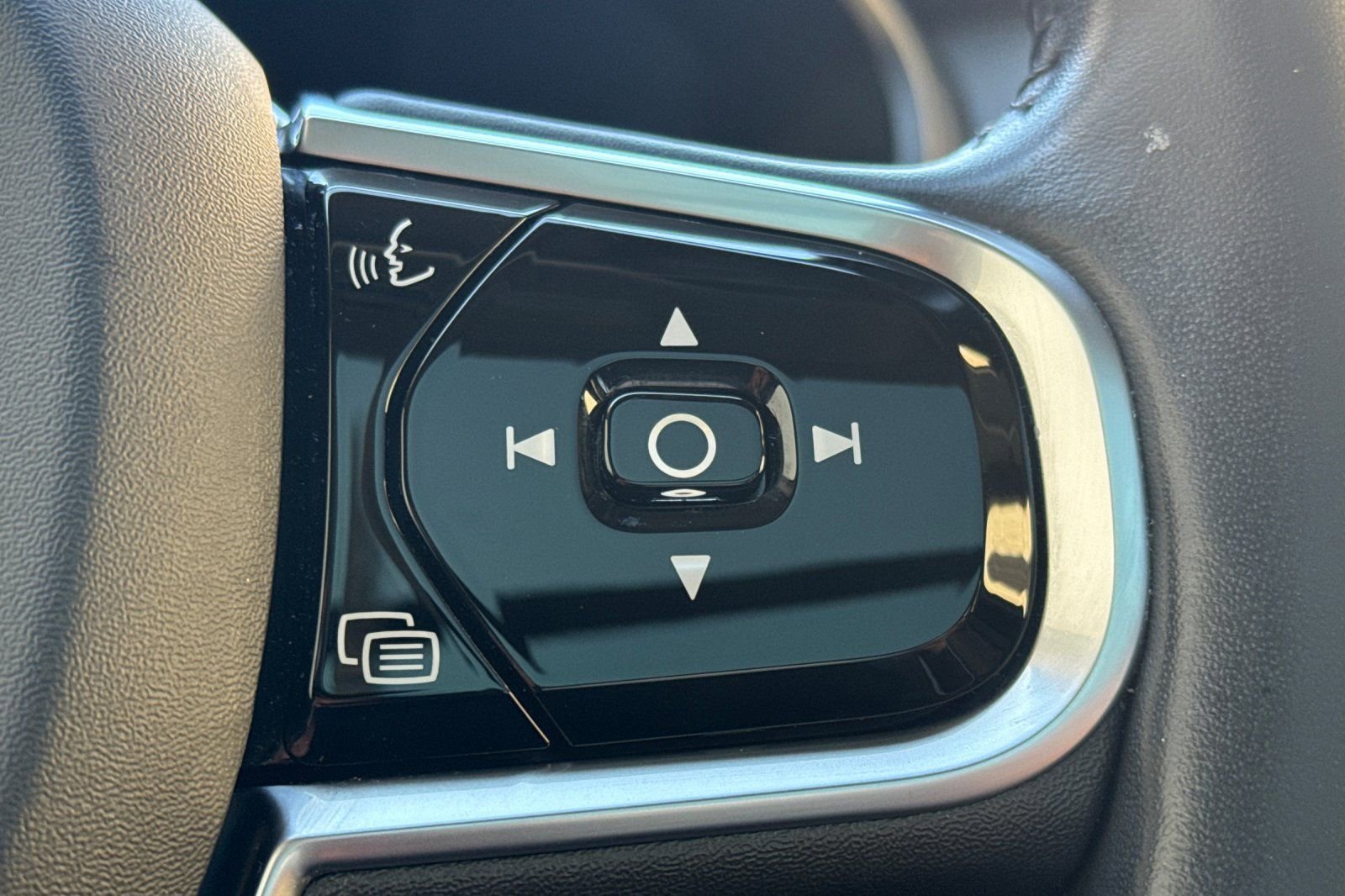 Used 2021 Volvo XC90 T8 Inscription Expression image 29