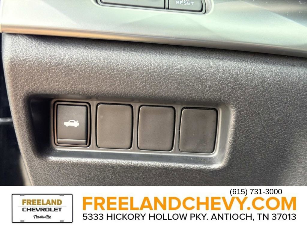 Used 2021 Nissan Maxima 3.5 SV w/ Floor Mat Group FWD image 32