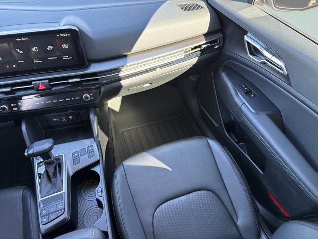 Used 2026 Kia Sportage EX FWD image 22