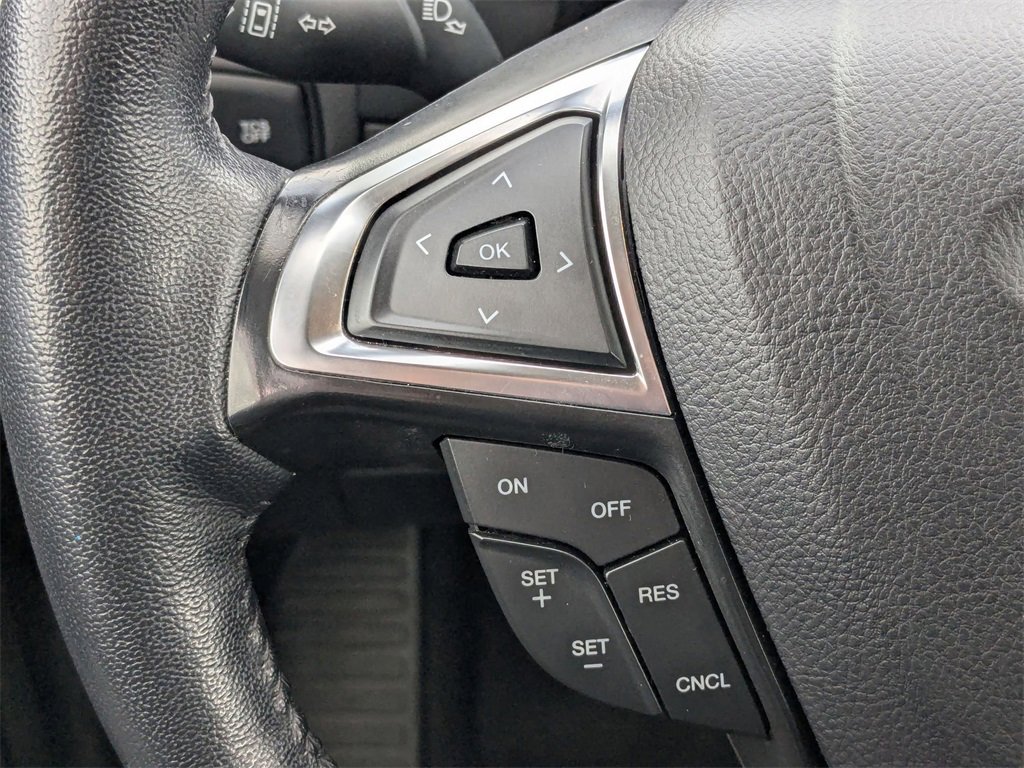 Used 2024 Ford Edge SEL image 22