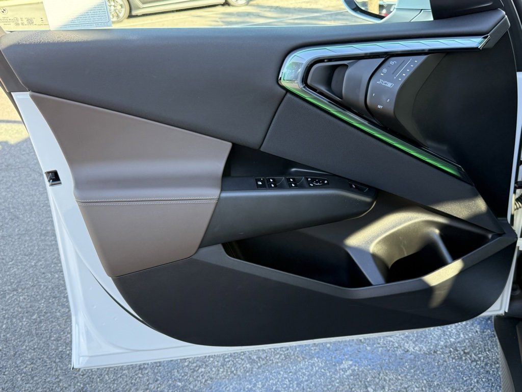 Used 2025 BMW X3 xDrive30i w/ Premium Package image 18