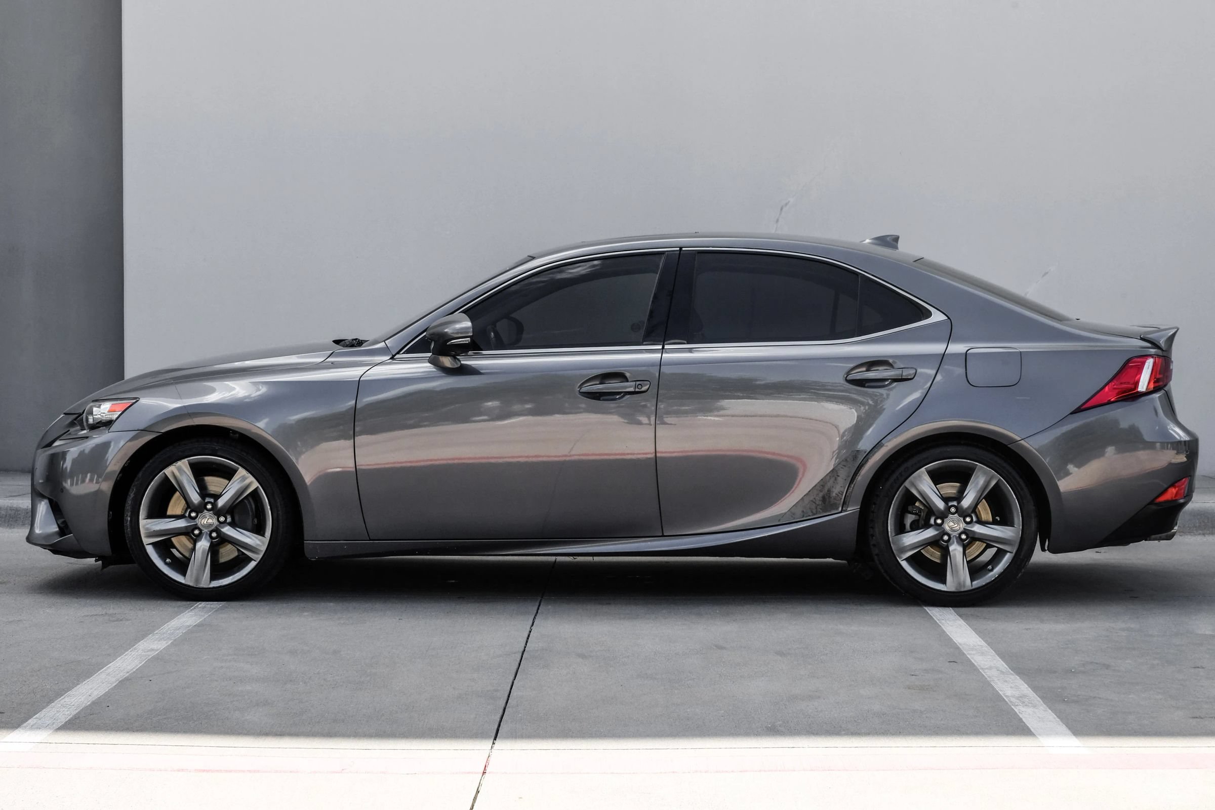 Used 2015 Lexus IS 350 w/ Navigation System Package RWD image 10