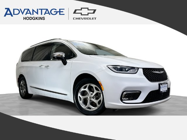 Used 2023 Chrysler Pacifica Limited FWD image 1