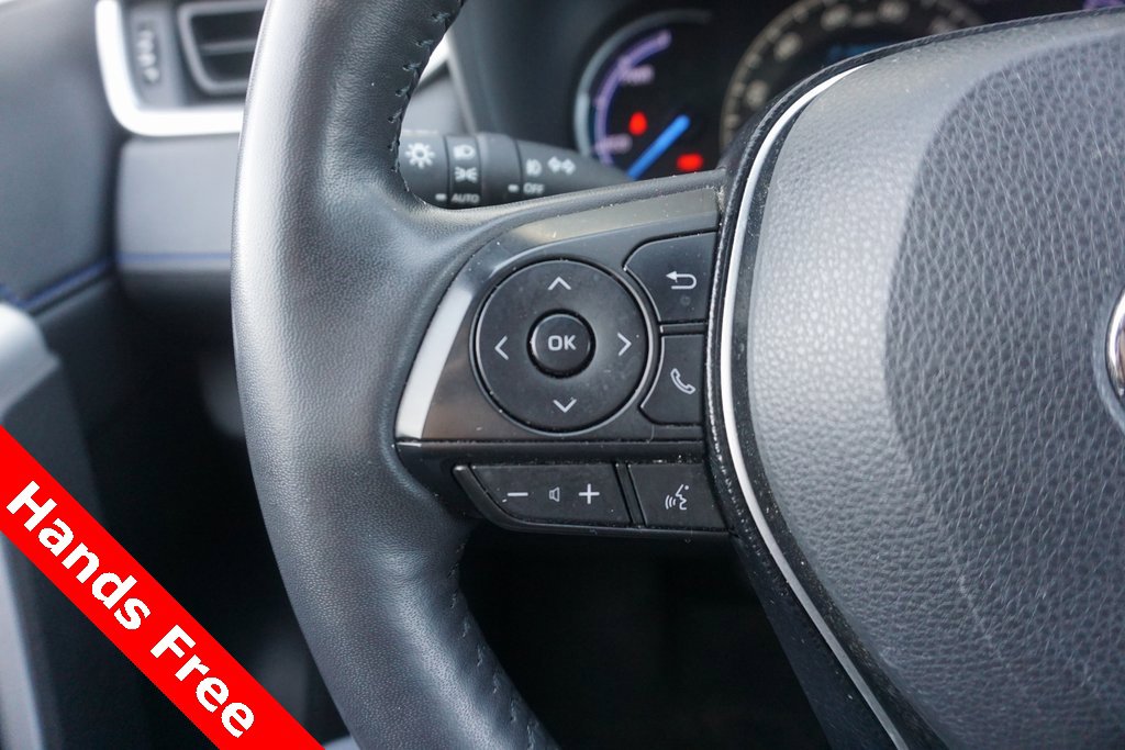 Used 2020 Toyota RAV4 XSE w/ XSE Grade Weather Package image 4