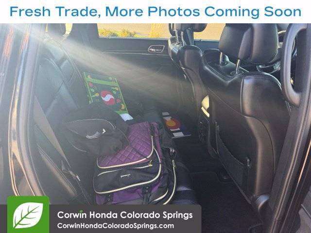 Used 2018 Jeep Grand Cherokee Limited AWD/4WD image 9