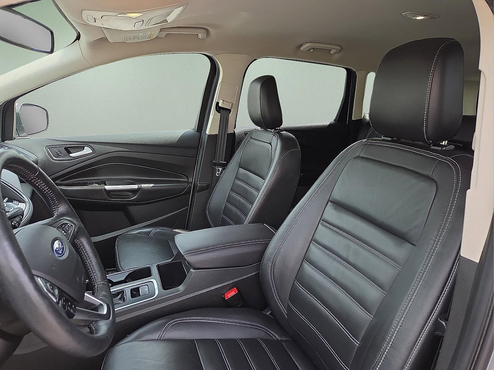 Used 2018 Ford Escape Titanium FWD image 13