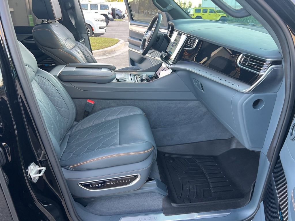 Used 2022 Jeep Grand Wagoneer Series III w/ Flexible Seating Group image 72