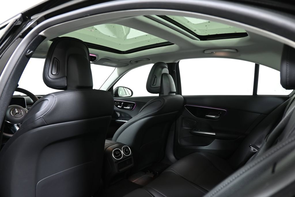 Certified 2025 Mercedes-Benz C 300 4MATIC Sedan image 31