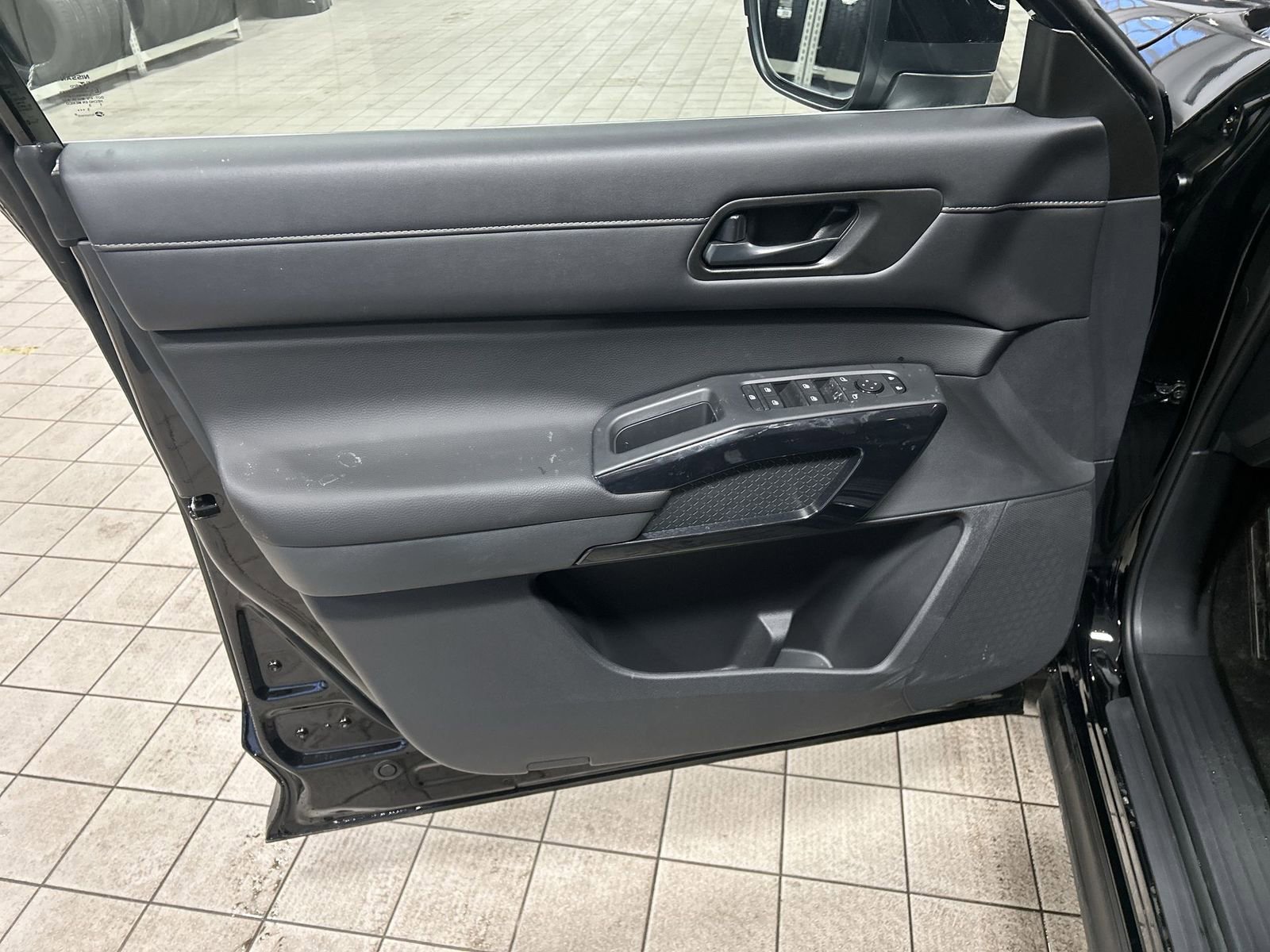 New 2026 Nissan Pathfinder S image 23